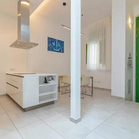 Little Nell Casa Compartida * Лас-Пальмас-де-Гран-Канария